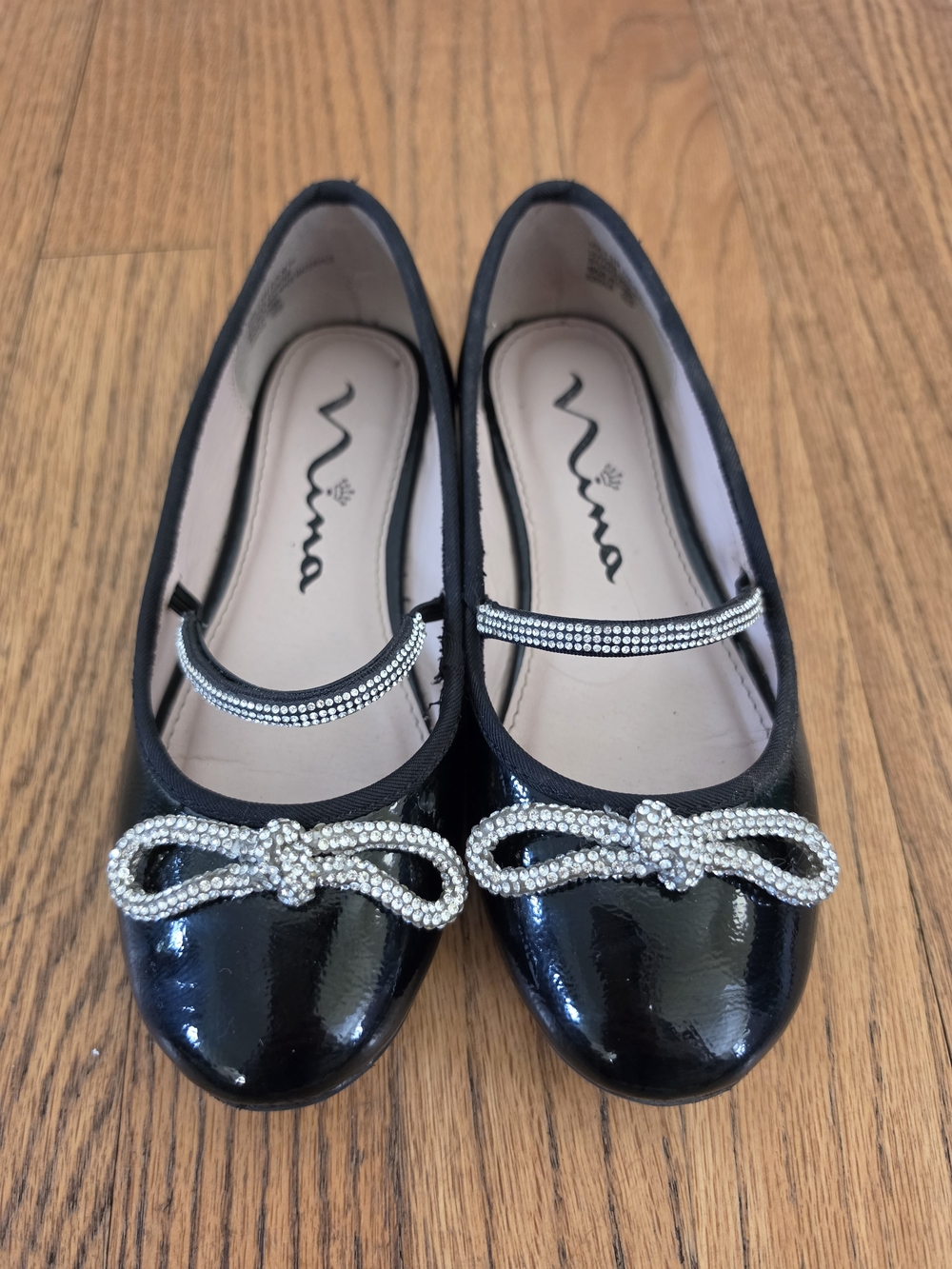 Nina Black Patent Girls' Mary Janes with Rhinestone Bow Size 13